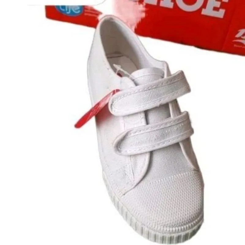 A White PT