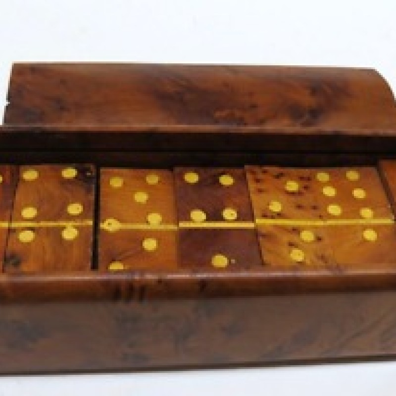 Dominoes Wood box - 28Ct Dominoes Wood box - 28Ct